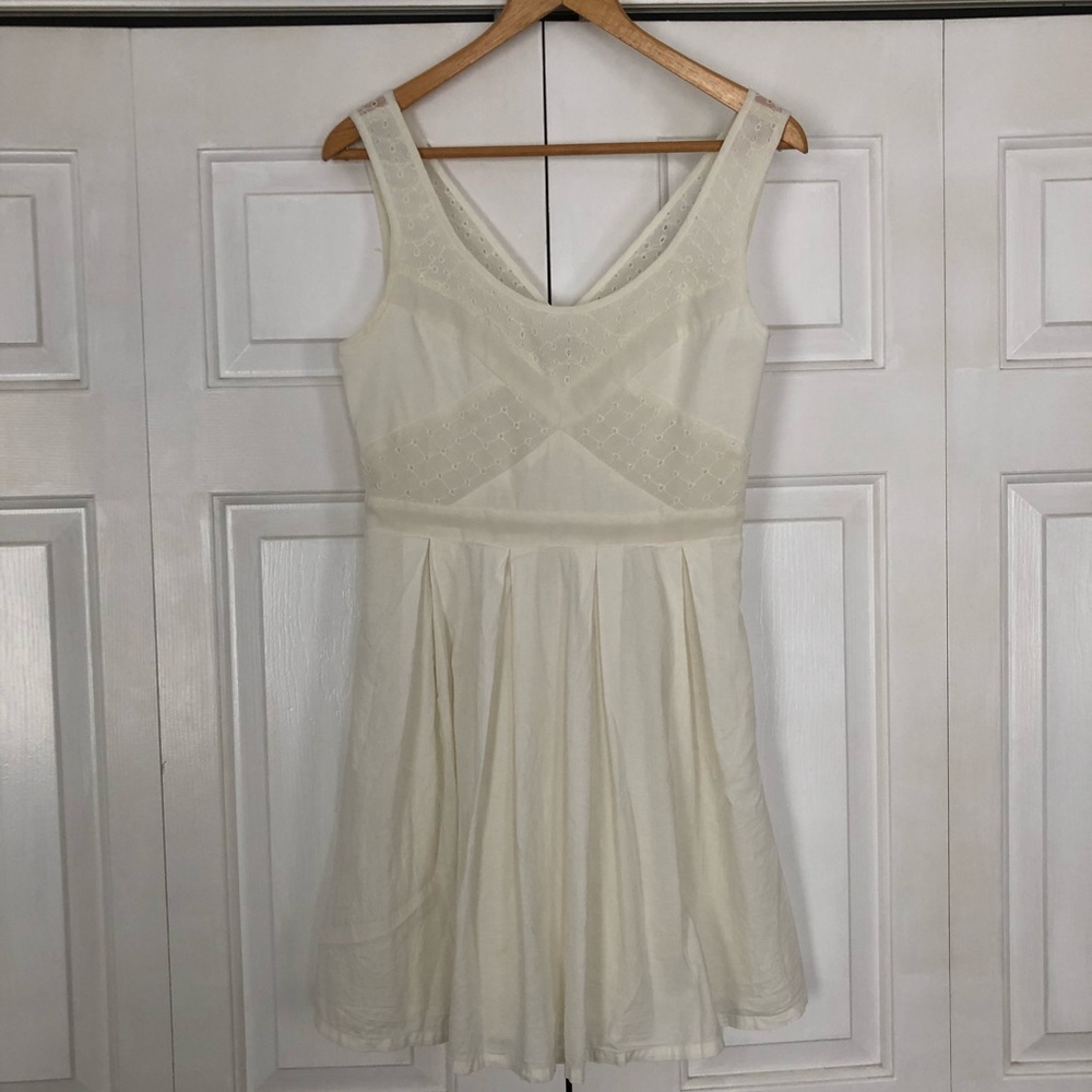 White American Eagle Sleeveless Dress